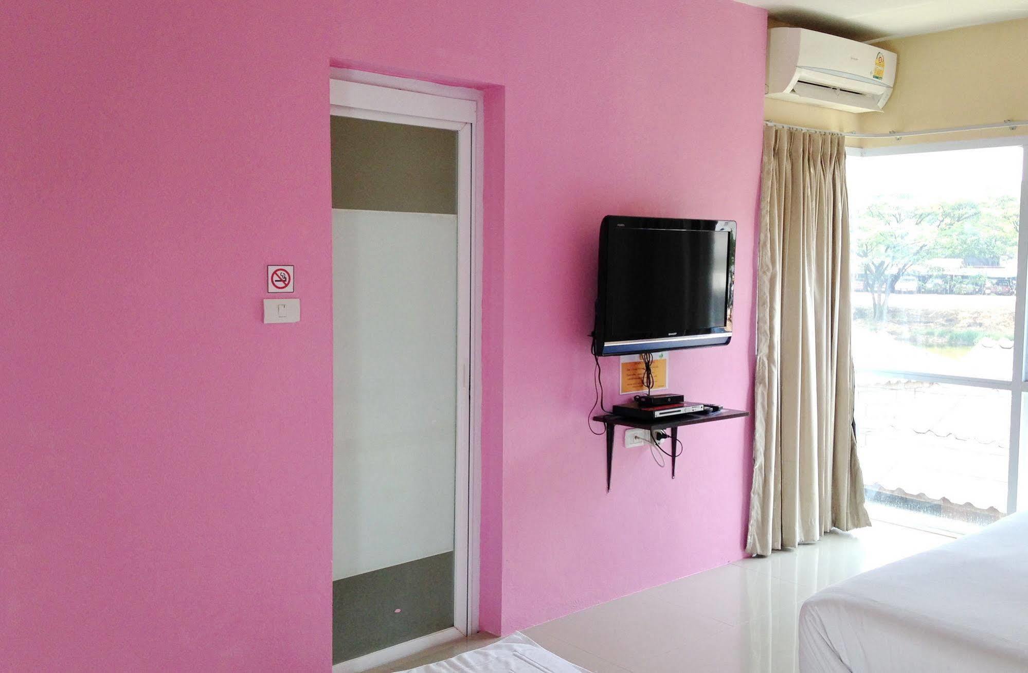 C2 Residence Lampang Dış mekan fotoğraf