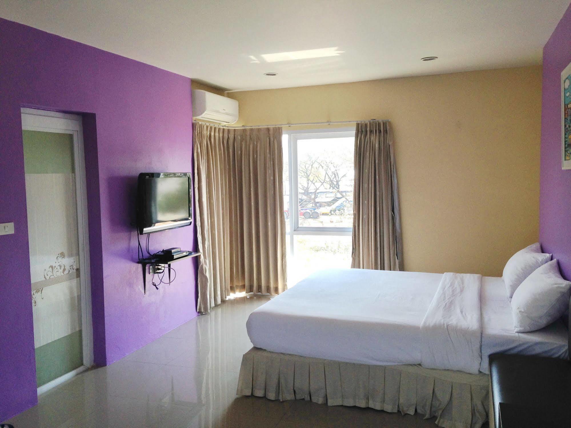C2 Residence Lampang Dış mekan fotoğraf