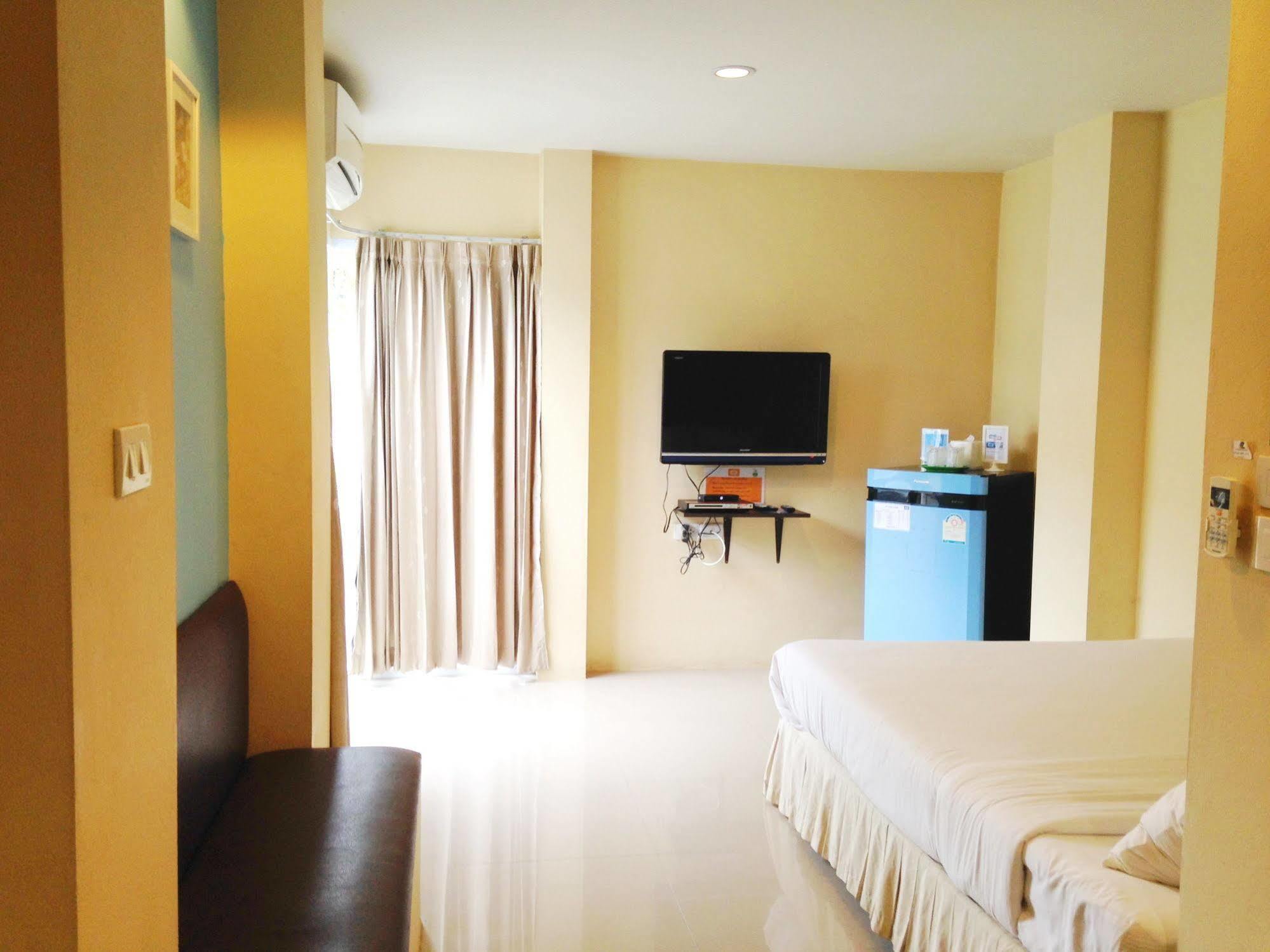 C2 Residence Lampang Dış mekan fotoğraf